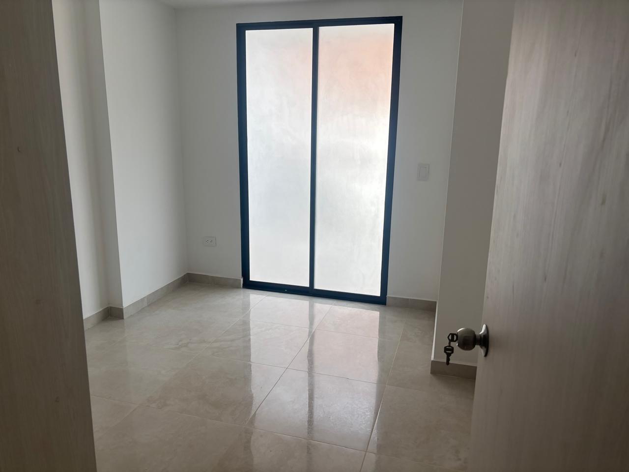 Apartamento Nuevo en La Catellana 7