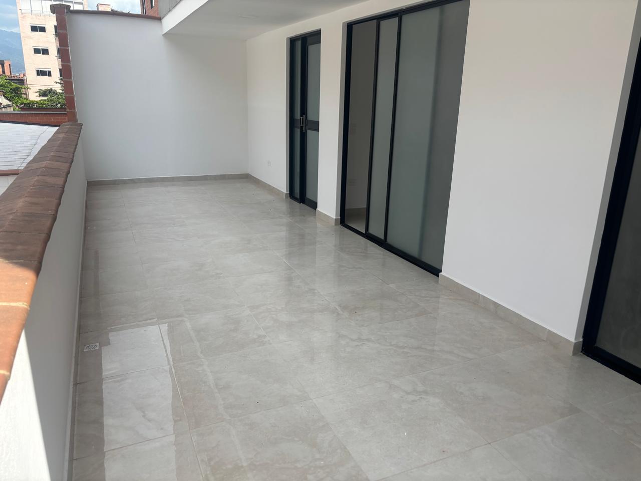Apartamento Nuevo en La Catellana 12