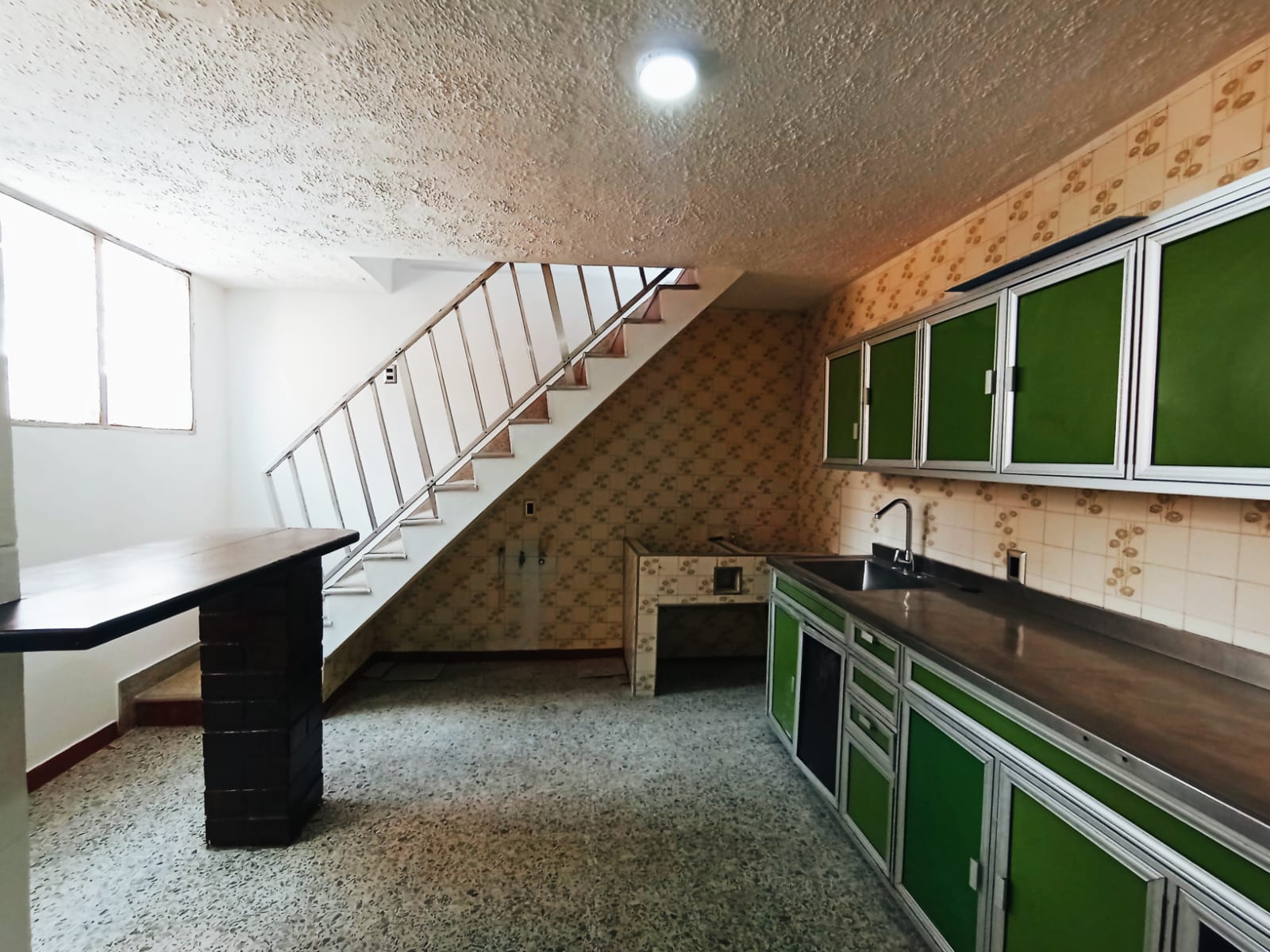 CASA EN VENTA – BARRIO OBRERO, MEDELLÍN 3