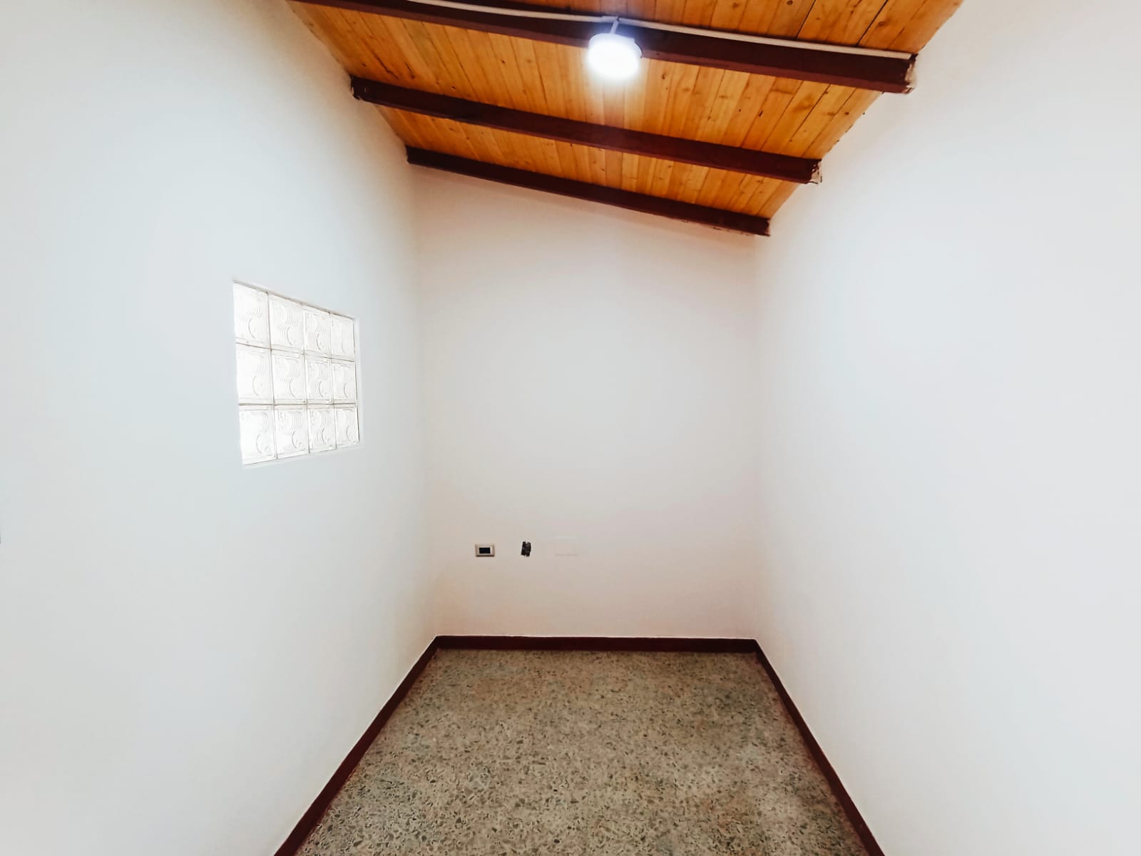 CASA EN VENTA – BARRIO OBRERO, MEDELLÍN 8