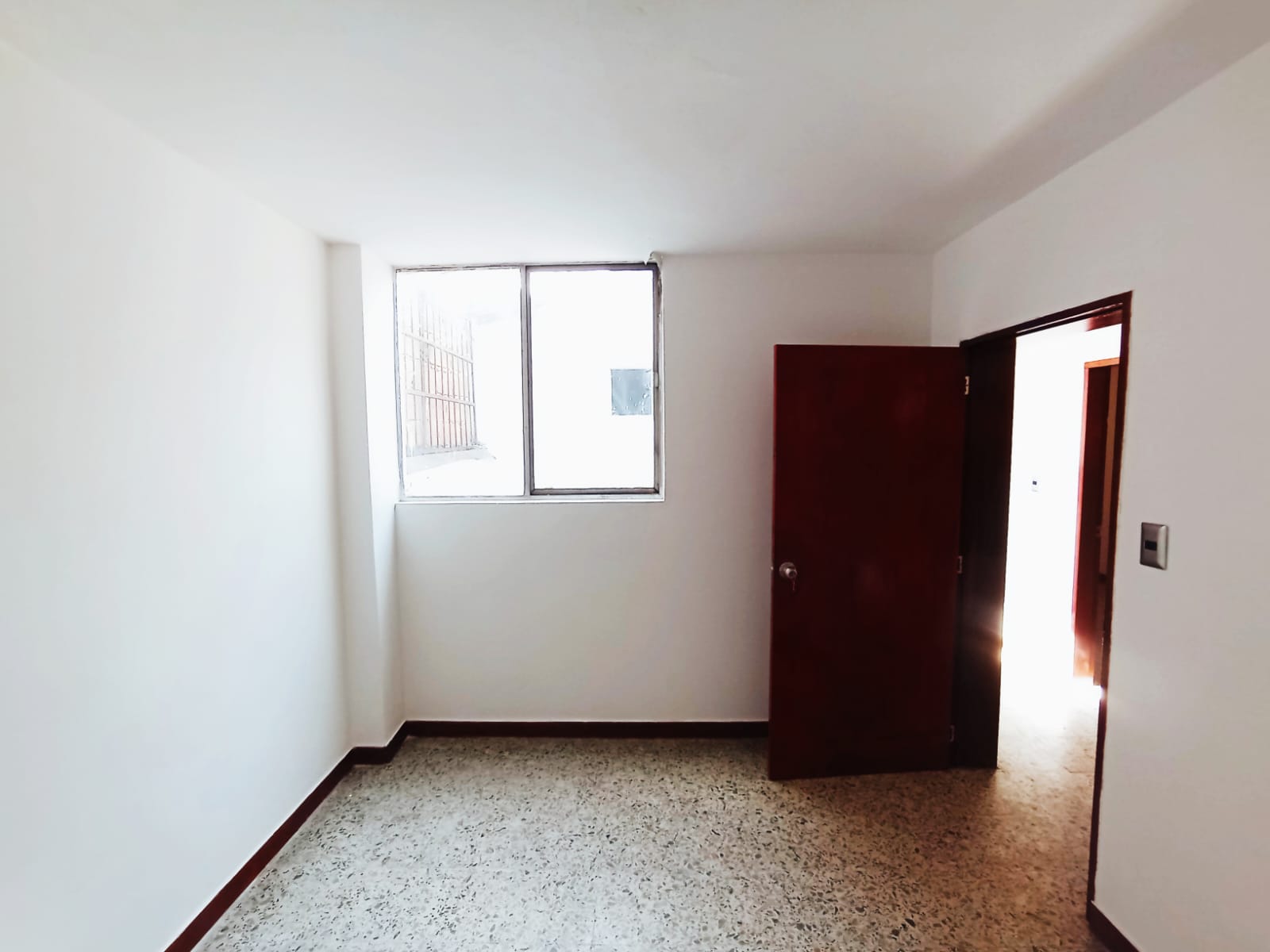 CASA EN VENTA – BARRIO OBRERO, MEDELLÍN 10