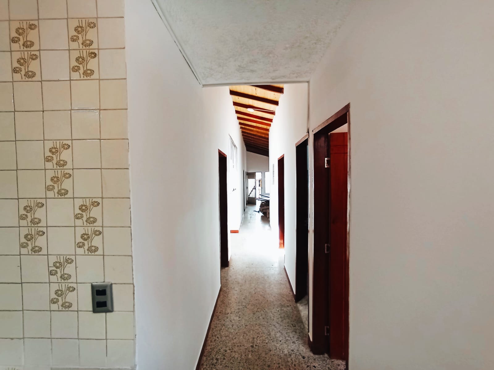CASA EN VENTA – BARRIO OBRERO, MEDELLÍN 13