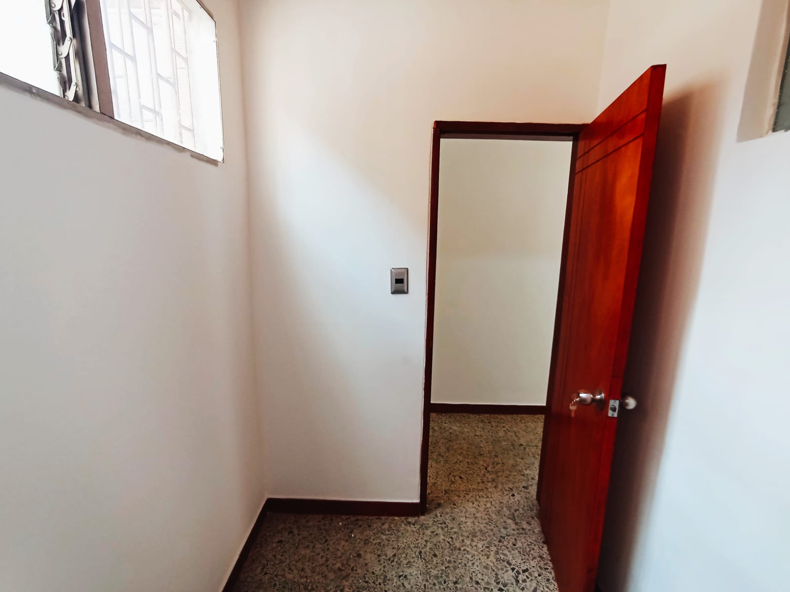 CASA EN VENTA – BARRIO OBRERO, MEDELLÍN 16