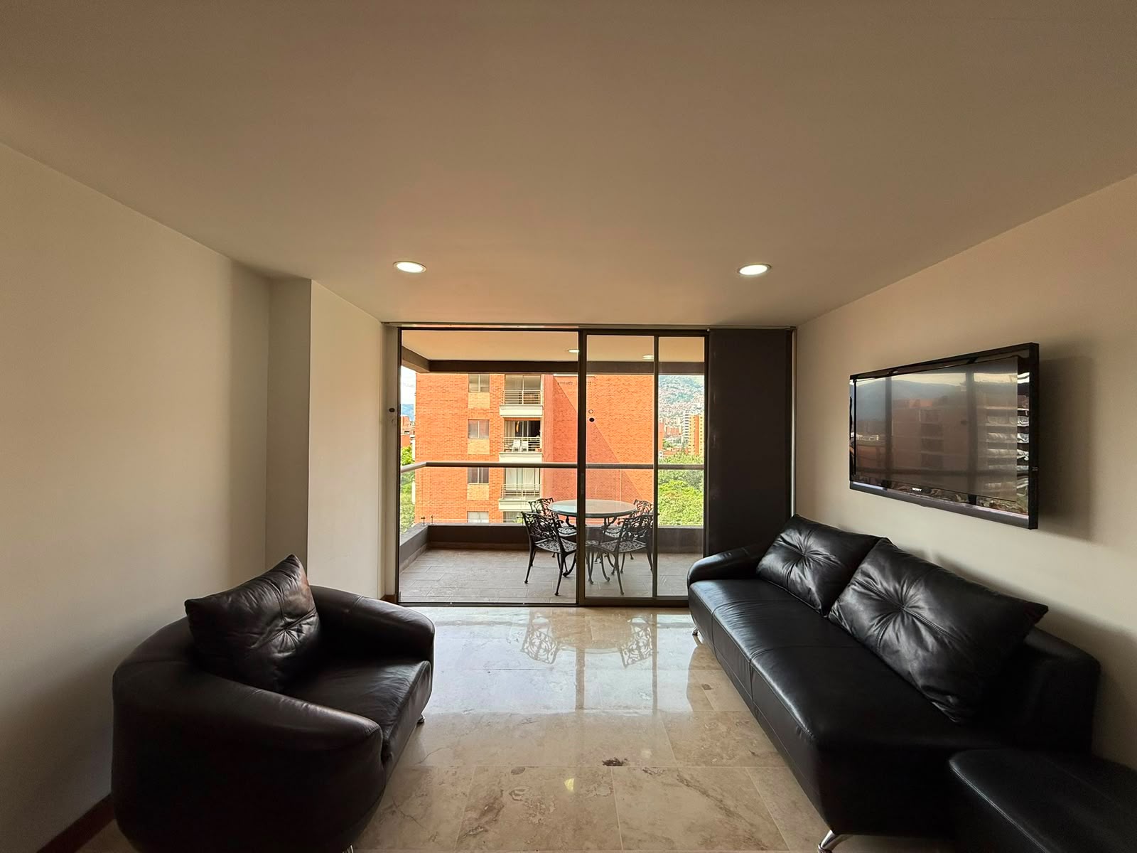 Apartamento en Conquistadores 5